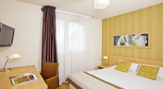 Двухместная студия Residhome Clermont Ferrand Gergovia