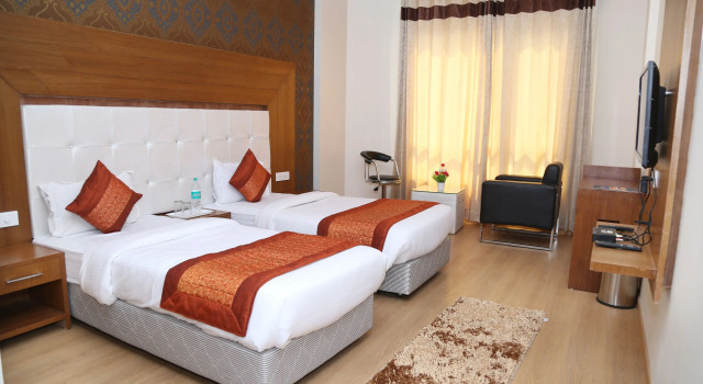 Номер Deluxe Qcent Gurgaon by Pacific Inn