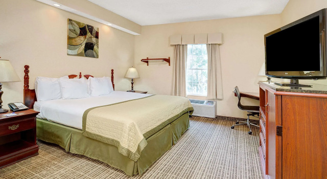 Двухместный номер Standard Baymont by Wyndham Jacksonville/Butler Blvd