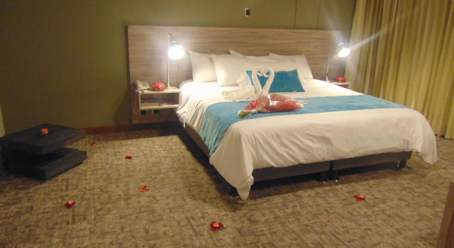 Полулюкс Hotel Hunza Y Centro De Convenciones