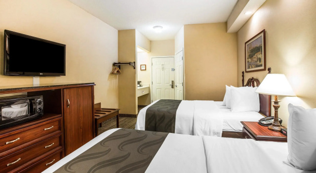 Четырёхместный номер Standard Quality Inn Newnan - Atlanta South