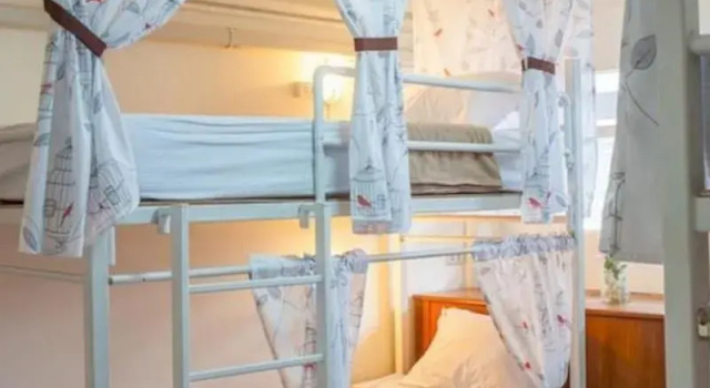 Кровать в общем номере Kamin Bird Hostel