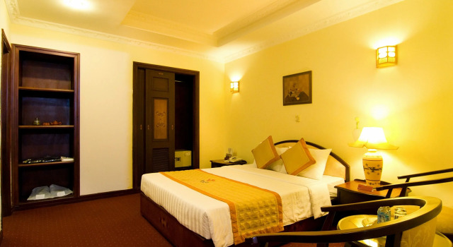 Двухместный номер Superior без окна Huong Sen Hotel