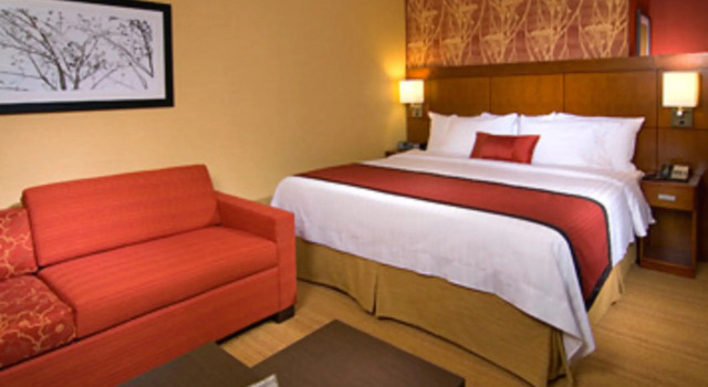 Двухместный номер Standard Courtyard by Marriott Hartford Manchester