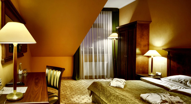 Одноместный номер Standard Grand Royal Hotel