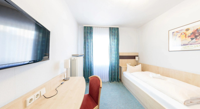 Номер Standard Hotel Central Hauptbahnhof