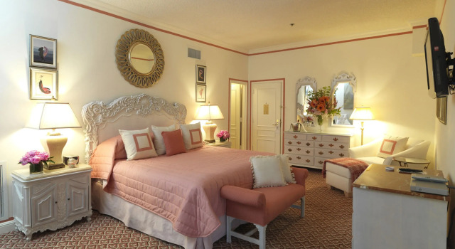 Полулюкс The Chesterfield Hotel Palm Beach