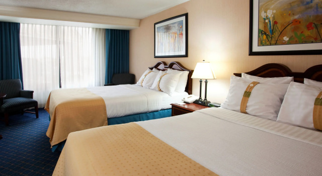 Четырёхместный номер Standard Buffalo Airport Hotel