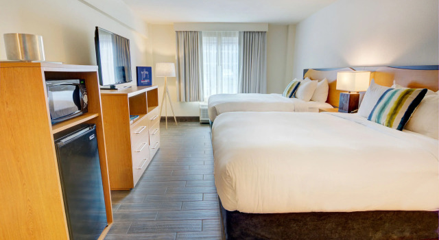 Четырёхместный номер Standard Guy Harvey Resort on Saint Augustine Beach