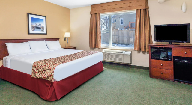 Двухместный номер Standard Super 8 by Wyndham Campbellton NB