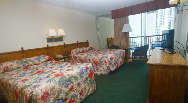 Четырёхместный номер Standard с частичным видом на океан Boardwalk Beach Resort