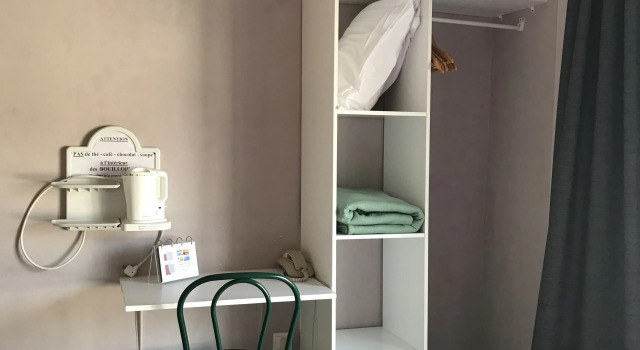 Четырёхместный номер Standard Hôtel Evian Express - Terminus