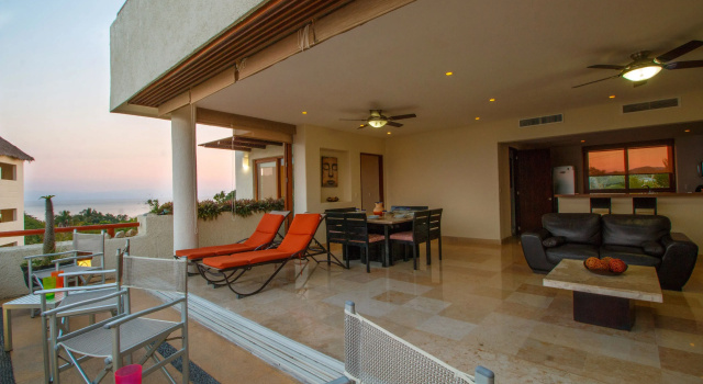 Punta Esmeralda Huanacaxtle 203 3 Bedrooms 3 Bathrooms Condo, Boek Hotel Bucerías 