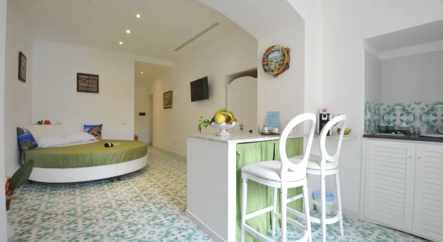 Полулюкс Surriento Suites