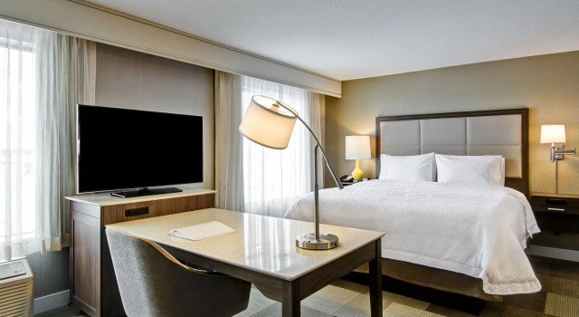 Двухместная студия Hampton Inn & Suites by Hilton Saskatoon Airport