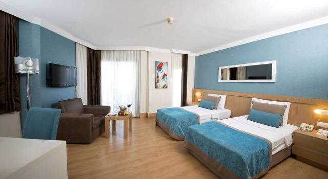 Трёхместный номер Стандарт Limak Limra Hotel & Resort