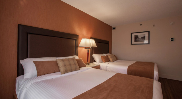 Номер Comfort Coast Hillcrest Hotel