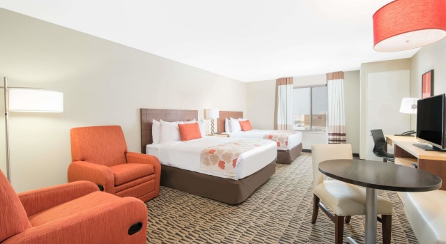 Люкс Hawthorn Suites by Wyndham Fargo