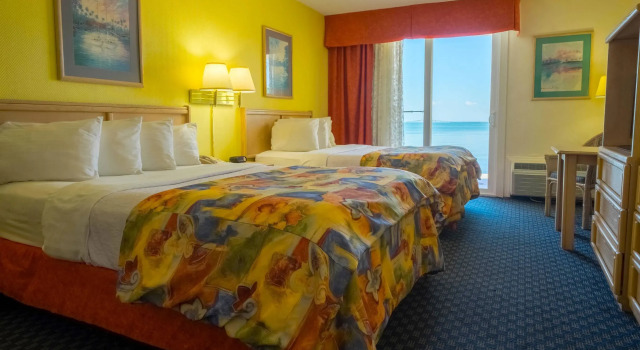 Четырёхместный номер Standard SkyBeach Resort