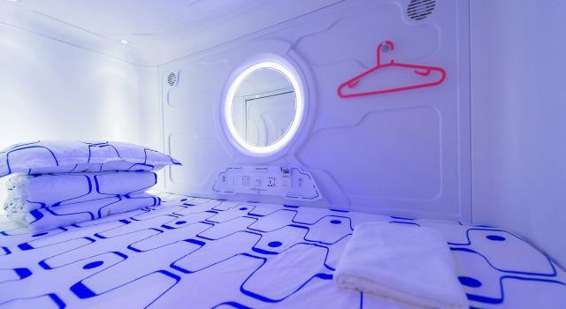 Кровать в общем номере (мужской номер) Capsule Inn