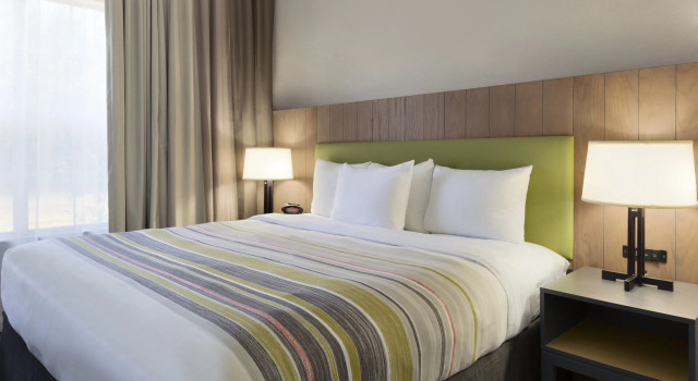 Двухместный номер Standard Country Inn & Suites by Radisson, Brunswick I-95, GA
