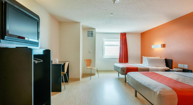 Четырёхместный номер Standard Motel 6-Biloxi, MS - Beach