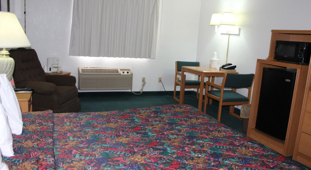 Номер Deluxe StayInn Grand Forks