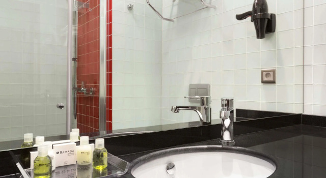 Двухместный люкс Ramada Encore Istanbul Kartal