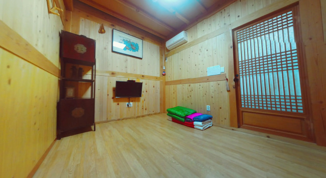Трёхместный номер Standard HanokGuesthouse Jangsoo