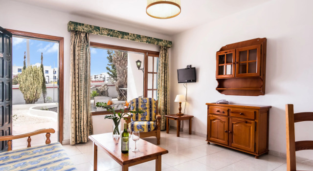 Апартаменты Отель BLUESEA Playa Club
