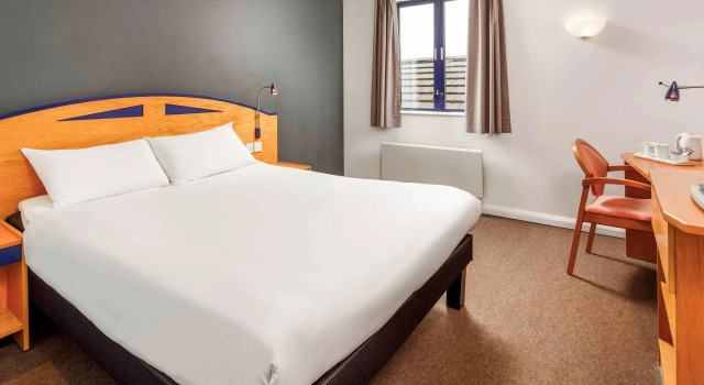 Двухместный номер Standard Garner Hotel Chesterfield North by IHG