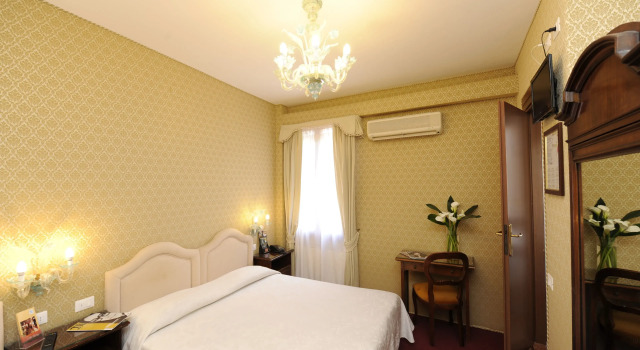 Двухместный номер Hotel Villa Rosa