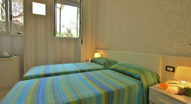 Трёхместный номер Standard Hotel Baia Azzurra