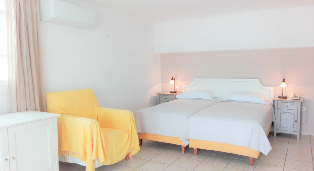 Номер Economy Deliades Hotel