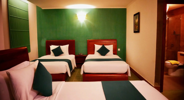 V Hotel Phnom Penh, Buchen Sie Hotel Hotels in Kandal mit Parkplatz, Parkplätze