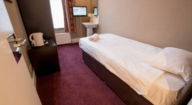 Номер Standard Rossmore Hotel