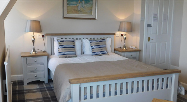 Двухместный номер Standard с видом на сад Cullen Bay Hotel