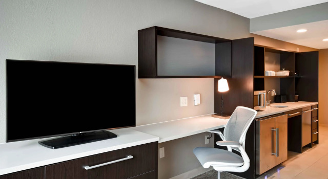 Двухместный люкс Home2 Suites by Hilton Atlanta Norcross