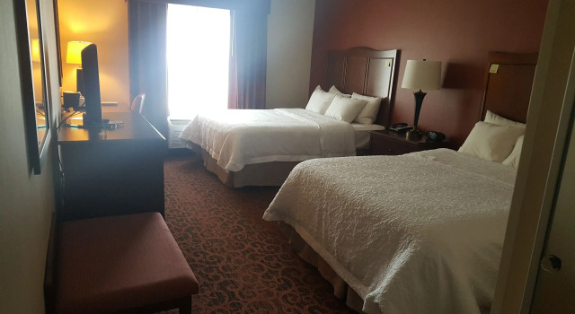 Четырёхместный номер Standard Hampton Inn and Suites Peru