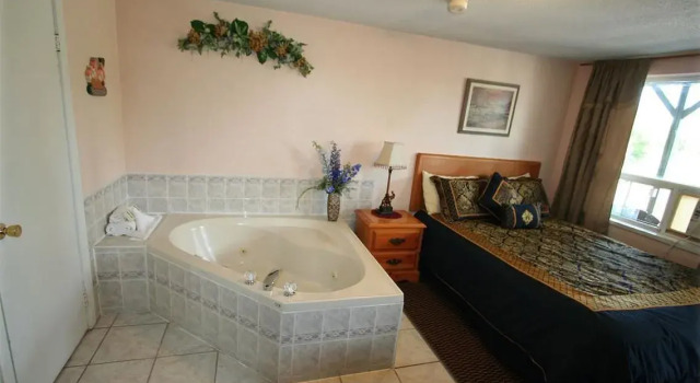 Двухместный люкс Motel 6 Campbellford, ON