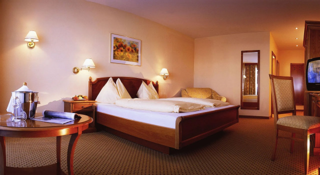 Двухместный номер Comfort с балконом Falkensteiner Hotel Cristallo l 4 Star Superior