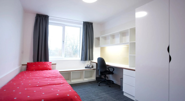 Номер Standard Turing College - University of Kent