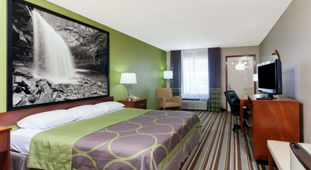 Двухместный номер Standard Super 8 by Wyndham Clarksville Northeast
