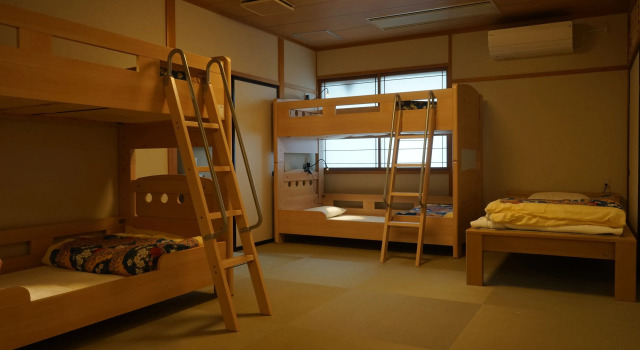 Кровать в общем номере (женский номер) Guest House Ouka