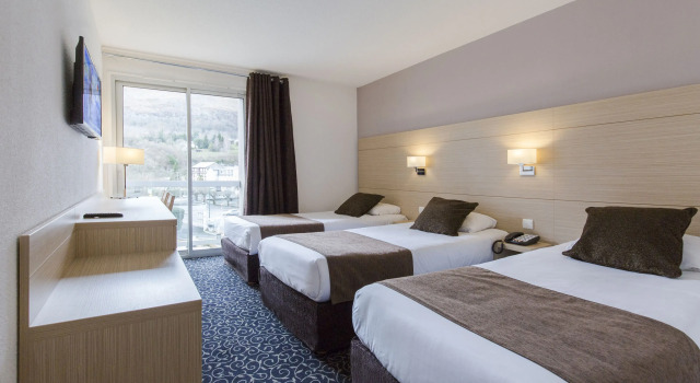 Трёхместный номер Hôtel Le Méditerranée