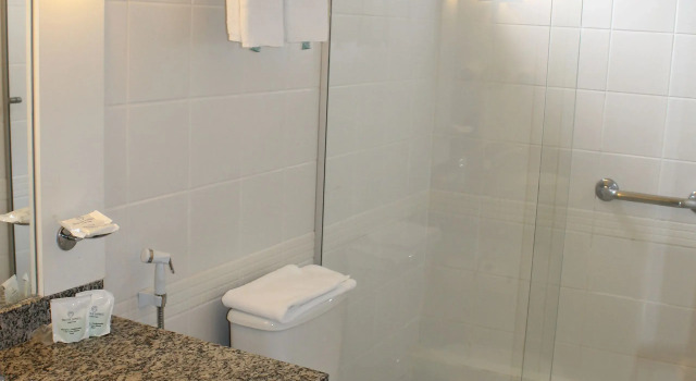 Двухместный номер Classic Master Curitiba Hotel - 1,6 km do Estádio Couto Pereira - Show