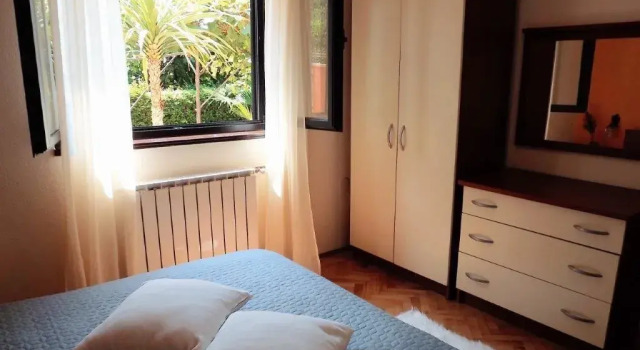 Апартаменты Цокольный этаж с 2 комнатами Apartments Eva