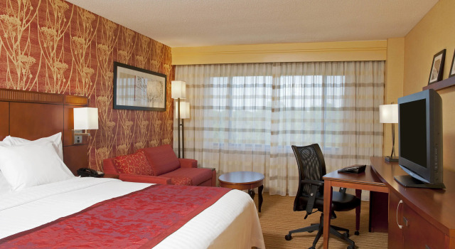 Двухместный номер Standard Courtyard Chicago Elmhurst/Oakbrook Area