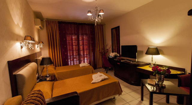 Двухместный номер Standard Krikonis Hotel