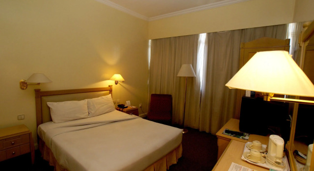 Номер Deluxe Hotel Emas Tawau